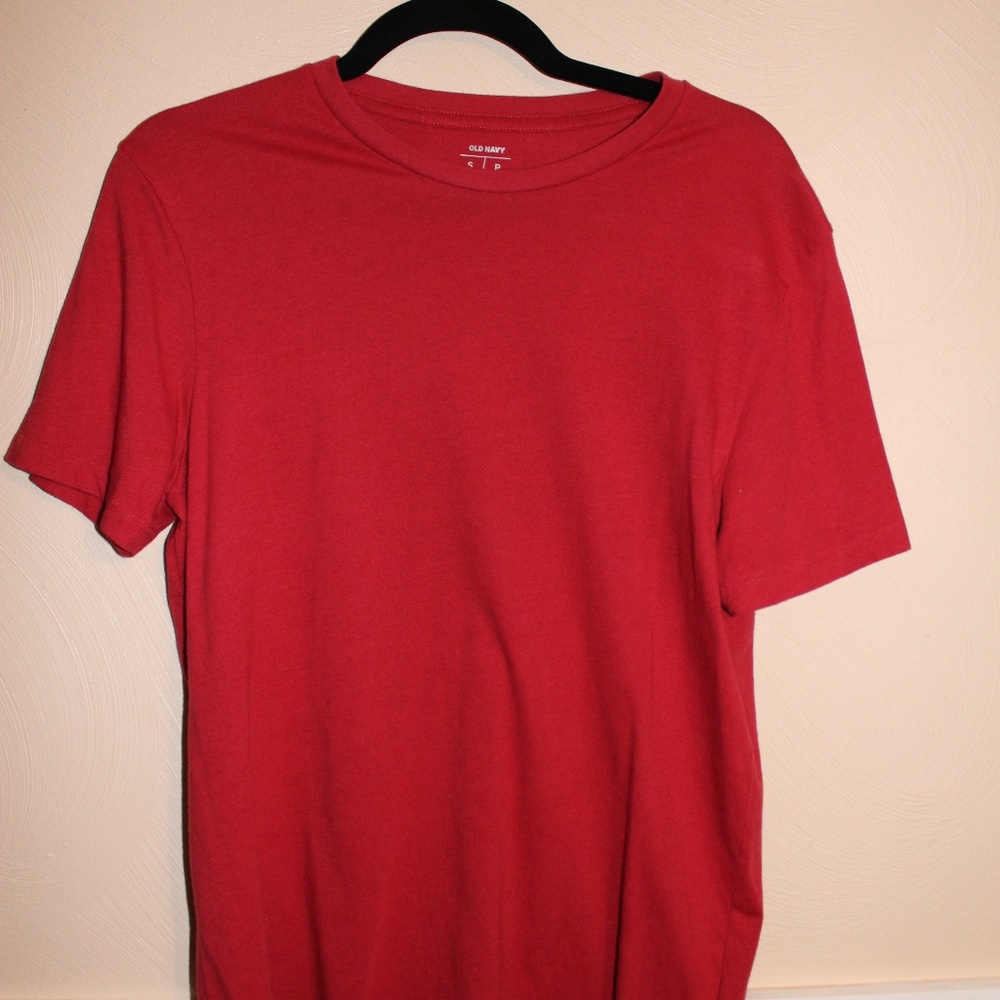 Old Navy Red Tee